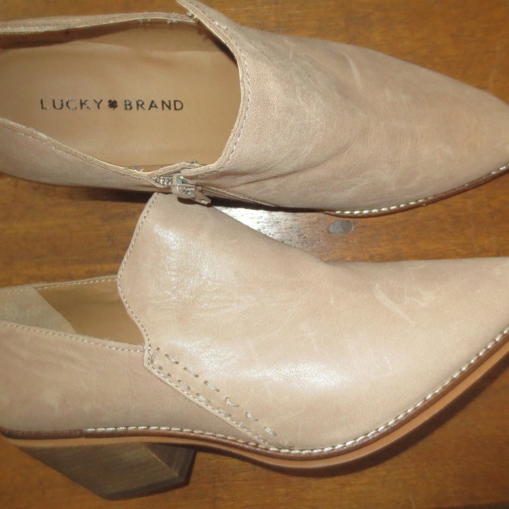 Lucky Brand short boot